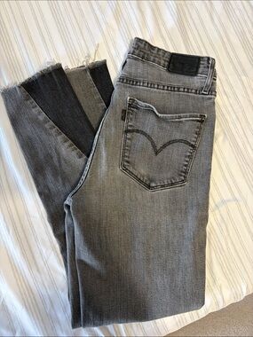 Vintage Levi's Grey Skinny Jeans with Black Side Panels